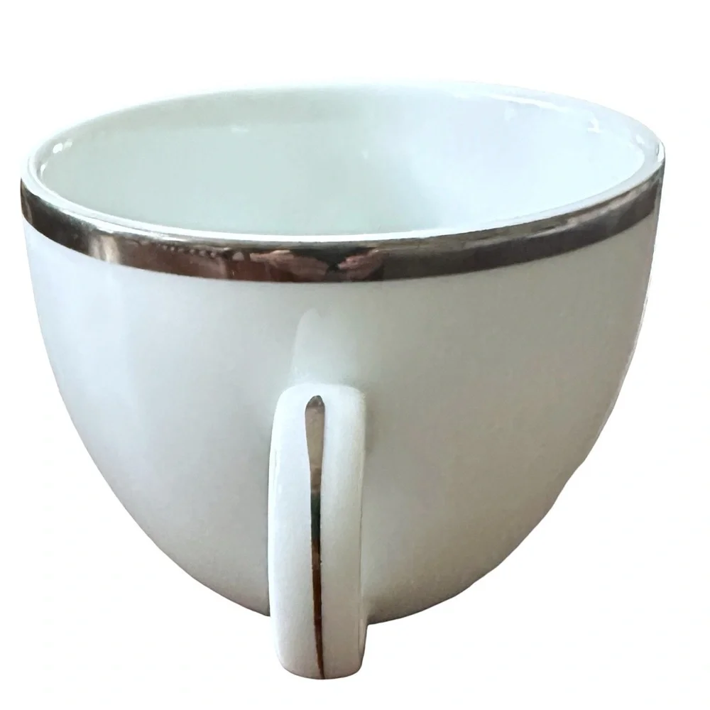 Williams Sonoma Brassiere White Porcelain Platinum Trim Cup & Saucer Set of Four